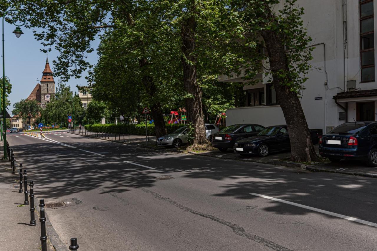 Sabin Apartments Private Parking Braşov Buitenkant foto